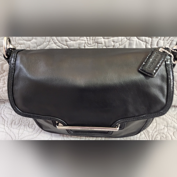 COACH Taylor Leather Flap Shoulder Purse - Picture 11 of 11